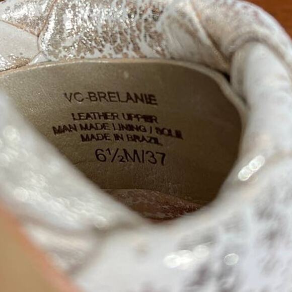 Vince Camuto Gold Sandals - Picture 7 of 9